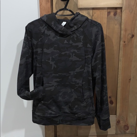 NWOT✨Lululemon Scuba Pullover - Picture 1 of 4